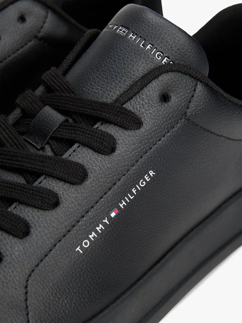 Ανδρικά παπούτσια Tommy Hilfiger